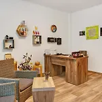 Maisonette *