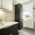 Maisonette דירה *