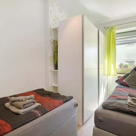 Maisonette * 라데버그