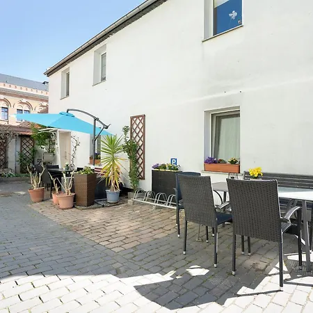 Apartment Maisonette *
