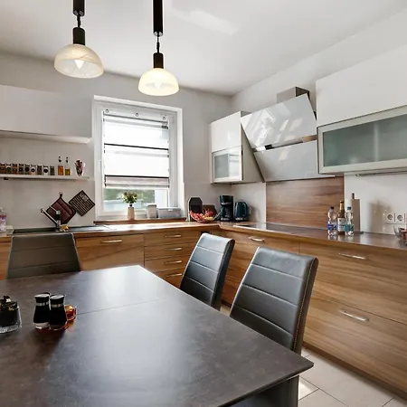 Maisonette 라데버그