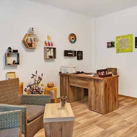 Maisonette * رادهبرغ